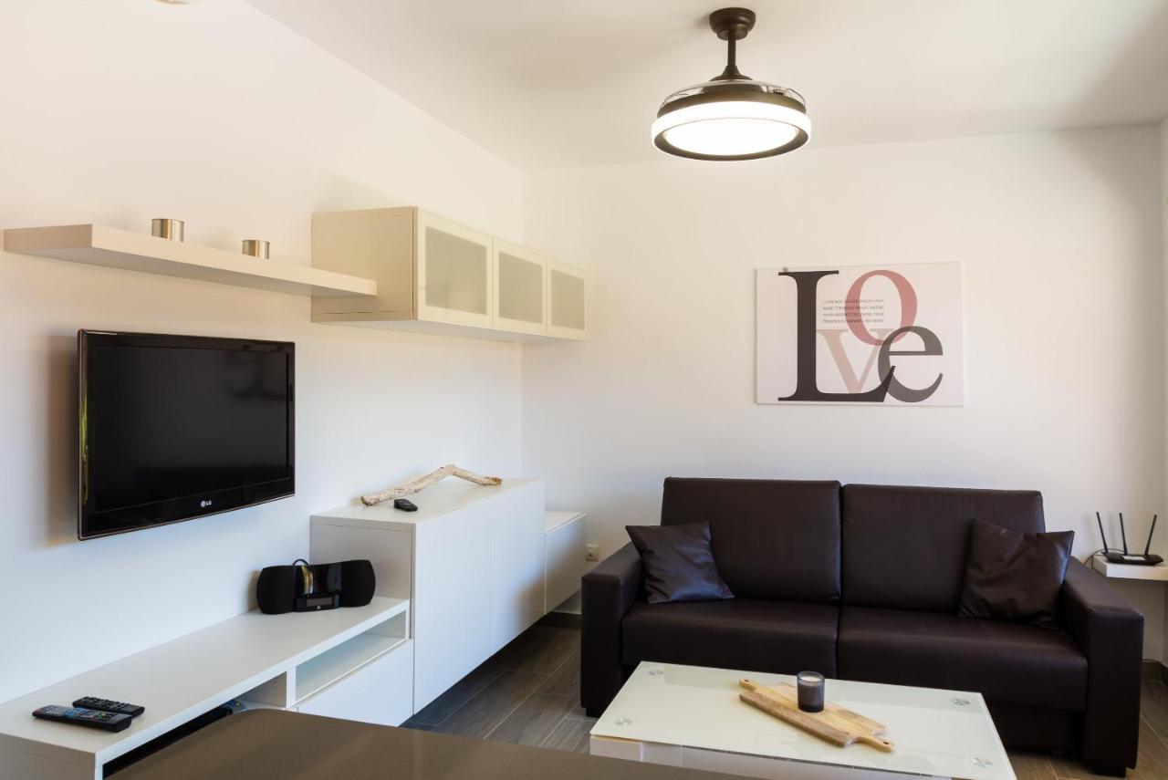 Casa Lucien - Newly Refurbished Apartment With Swimming Pool - Ideal For Couples Corralejo Eksteriør billede