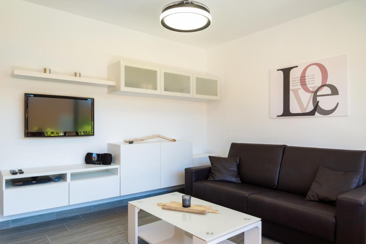 Casa Lucien - Newly Refurbished Apartment With Swimming Pool - Ideal For Couples Corralejo Eksteriør billede