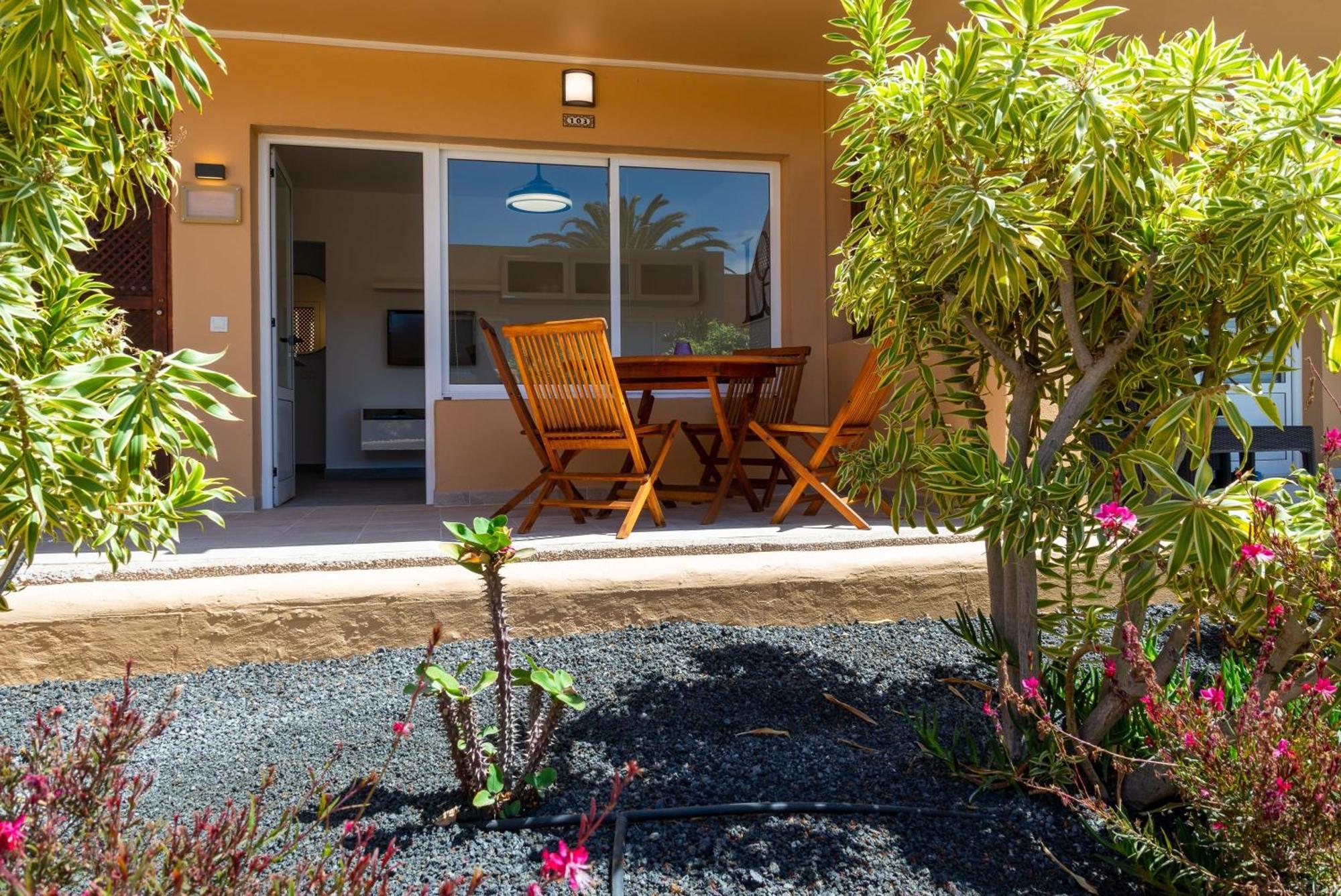 Casa Lucien - Newly Refurbished Apartment With Swimming Pool - Ideal For Couples Corralejo Eksteriør billede
